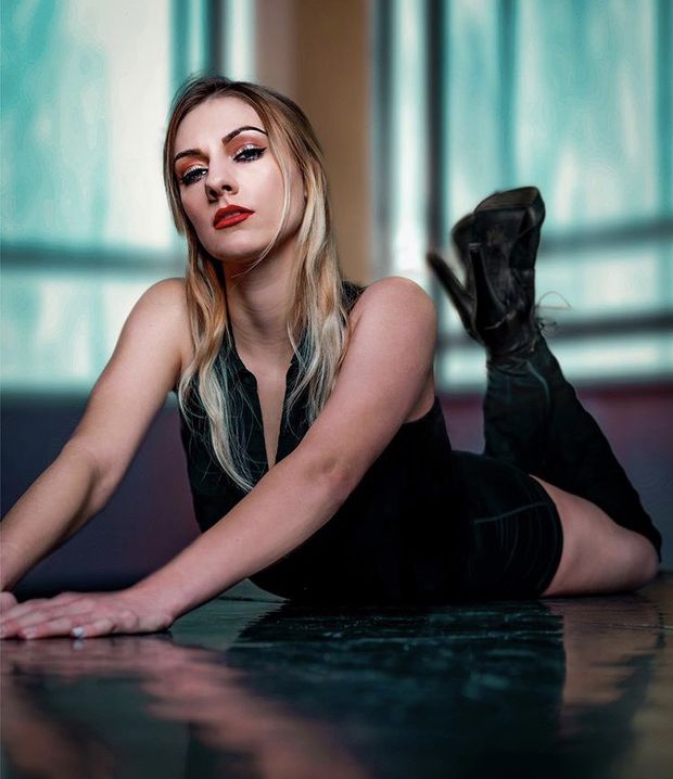 My girlfriends dance teacher is one sexy slut