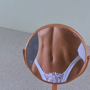 Mirror Nude