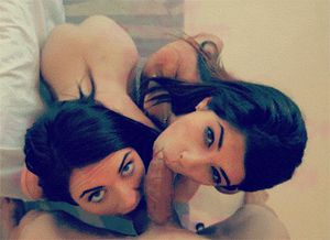 Ava Taylor , Emma Stoned - Tiny4k