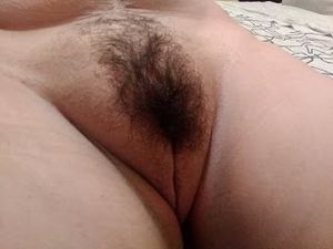 madura cuarentona desnuda panocha peluda y rica