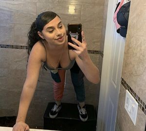 See men this is how I’ll wait for you on the bed