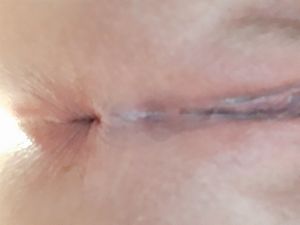 Unplugged and cum dropped from my pussy