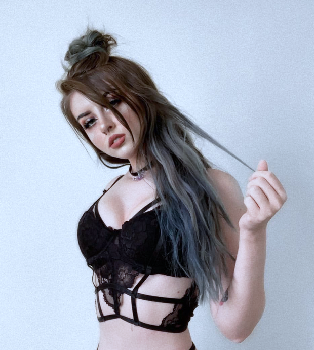pale