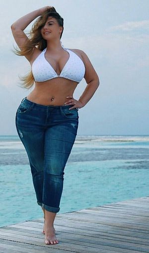 Thick Ashley Alexxis