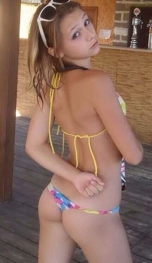 ☆ Sexy Dirty little blonde butt