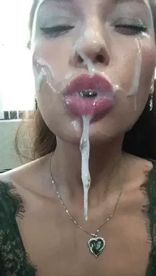 Blowlips cum face