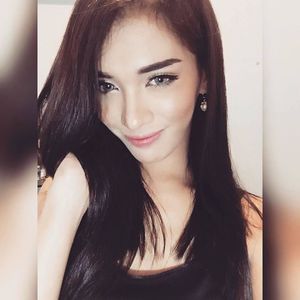 wildsexlovelyy from Chaturbate