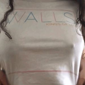 (pinkpeach543) hot babe flashing juicy big tits