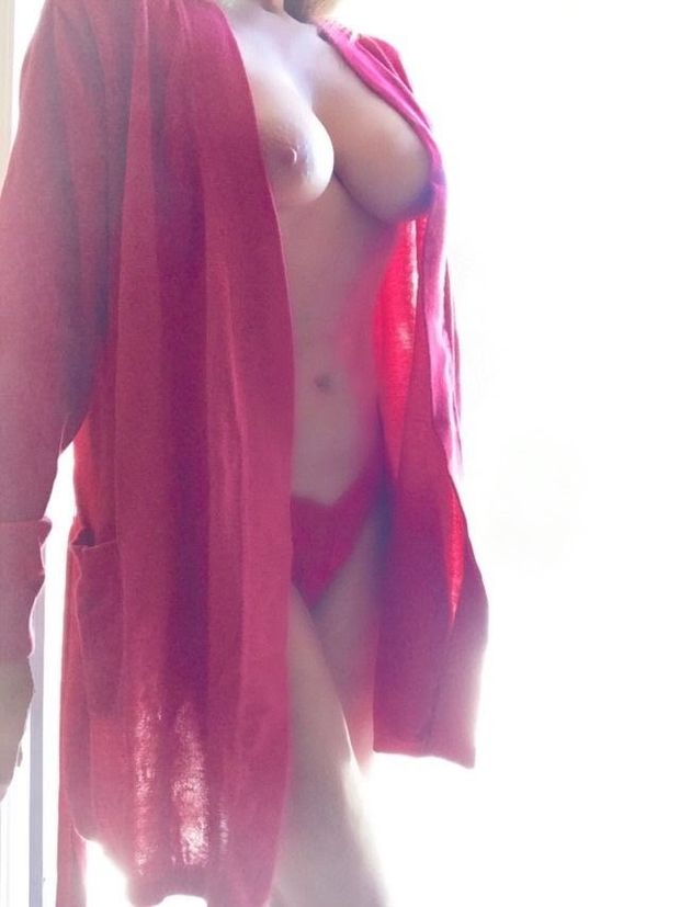 Red Robe 04