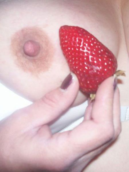 AA Find Adult Singles & Swingers Sex Dating View Members Online Dating Free Sex & Dates  Singles and couples have provided