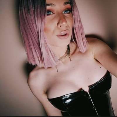 Luna_Clover Fetish Live Now