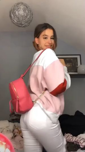 Lea elui ass-old but gold