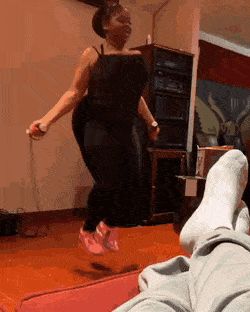 Jump Roping Big Titty Escape