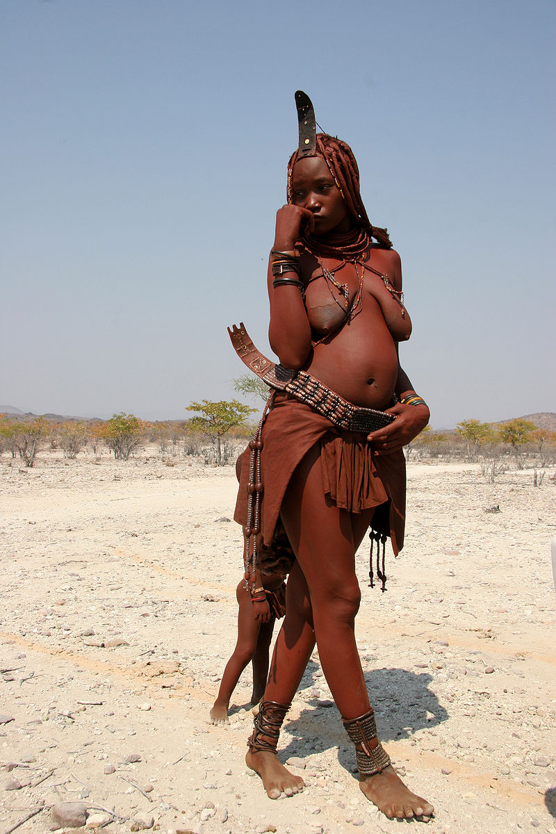 Himba pregnant beauty posing for pic