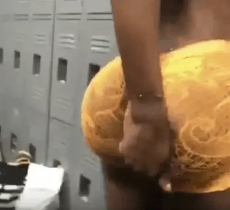 ebony twerk