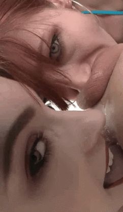 sisters taste me......