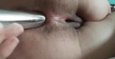Phat Booty Model Fucking Her Ass Wild On Cam