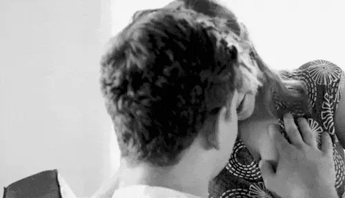 kiss and feel