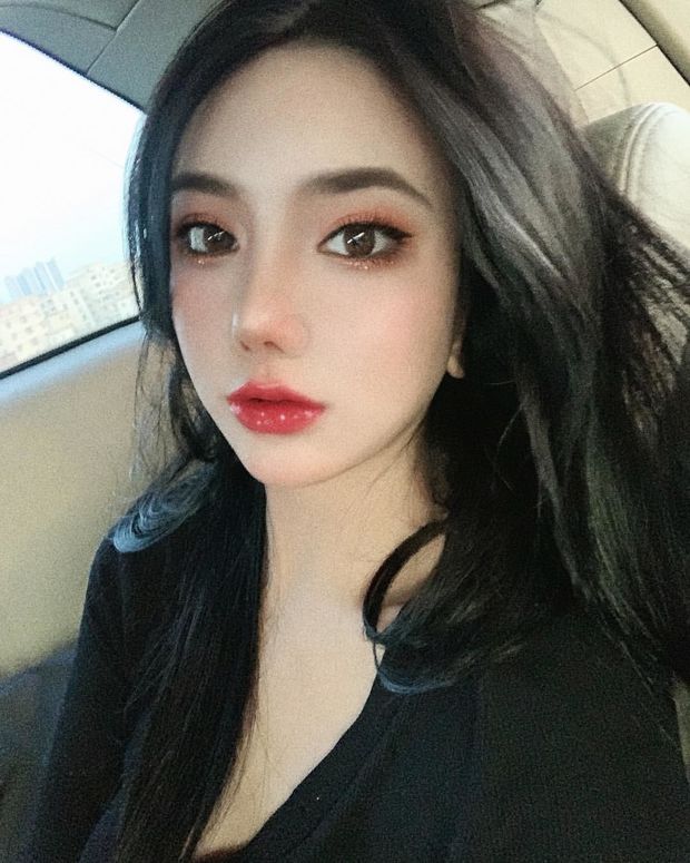 Face that I would love to skull-fuck