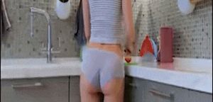 хорошо даёт = gives good