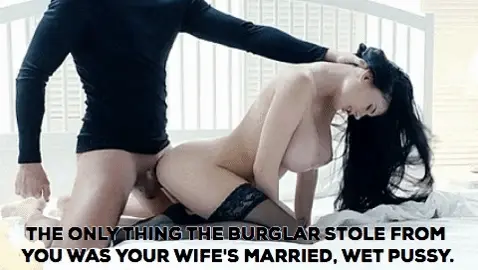 Stealing her pussy
