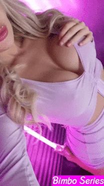 bimbo selfie big tits