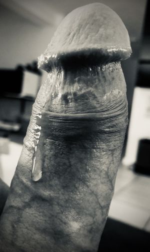 sex com > Pre cum close up