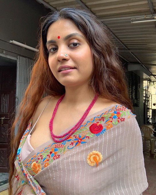 Hot Indian Bengali couples swapping