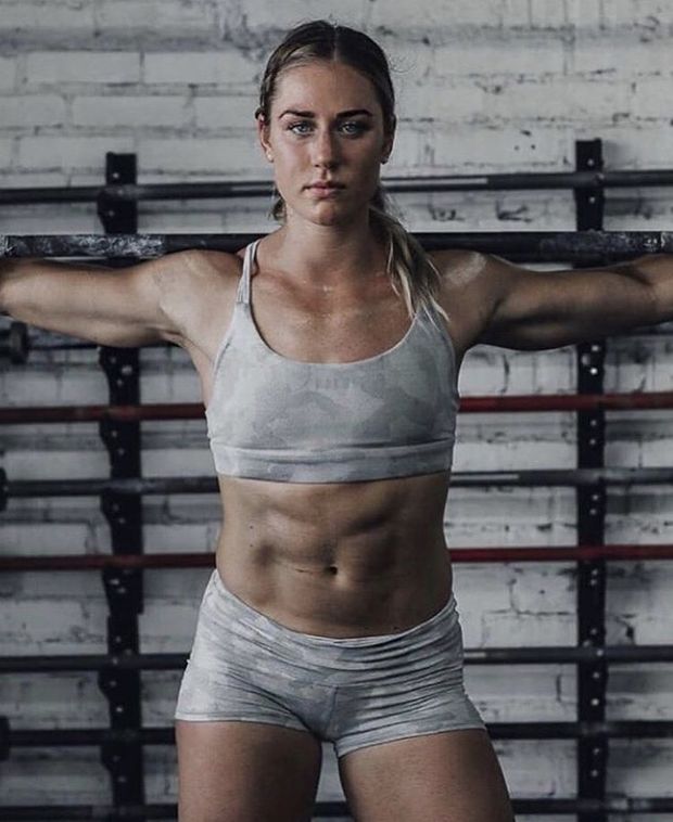 Fuck me she’s sexy