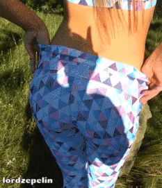 nice babe on nature undressing pants & showing beautiful ass