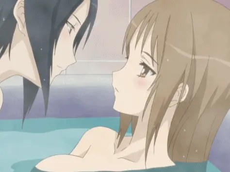 ♥ cute gfs kissing in bathtube ♥ (source: strawberry panic)
