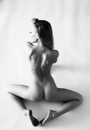 Naked petite beauty with a fuckable body