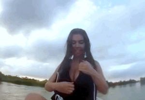 Life jacket boobs