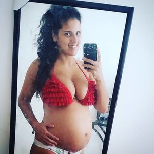 hot pregnant in lovley Bikini