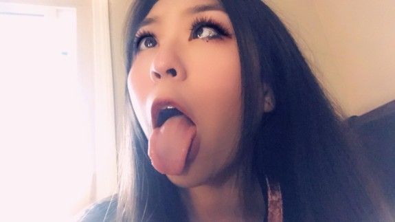 Asian Ahegao