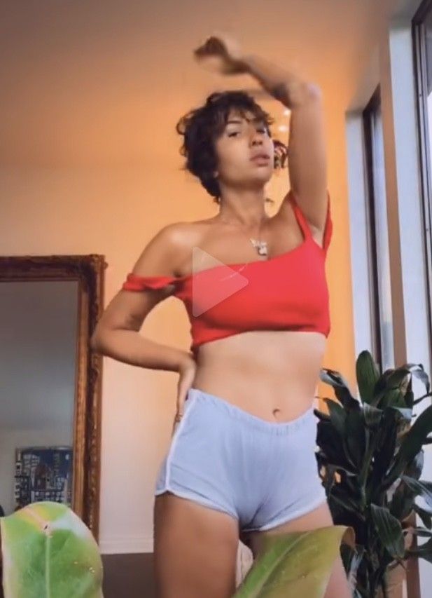 Jackie Cruz dancing cameltoe flash