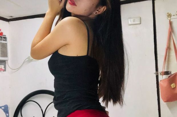 Gorgeou cam model ready for you to take her