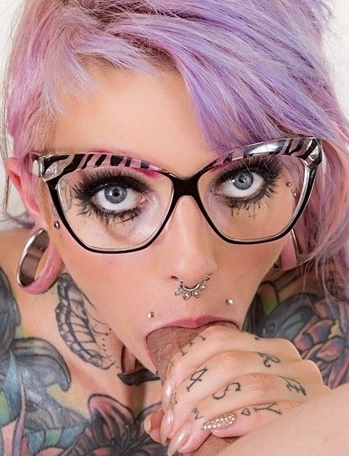 Sydnee Vicious Exciting Inked Deepthroat