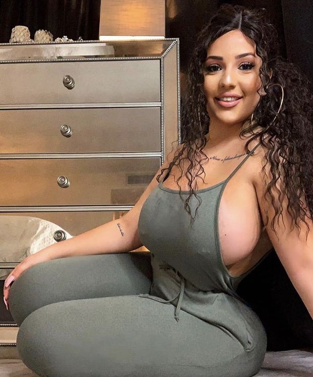 Big boobed gorgeous woman