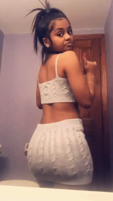 She love to fuck
