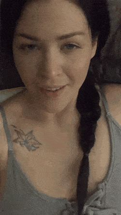 Rubbing Her Clit Making It Juicy