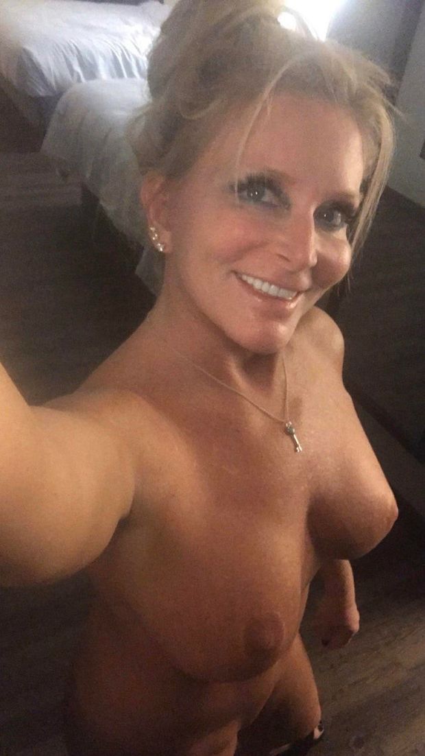 Mommy Takes A Selfie
