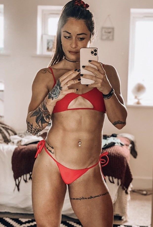 Great looking fit chick