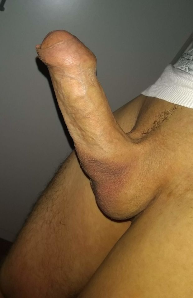 Lovely uncut shaved dick