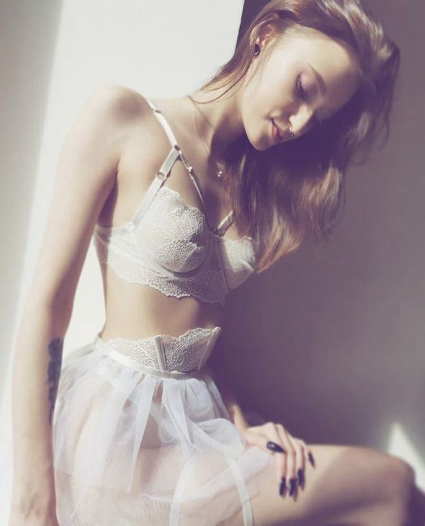 Skinny in white