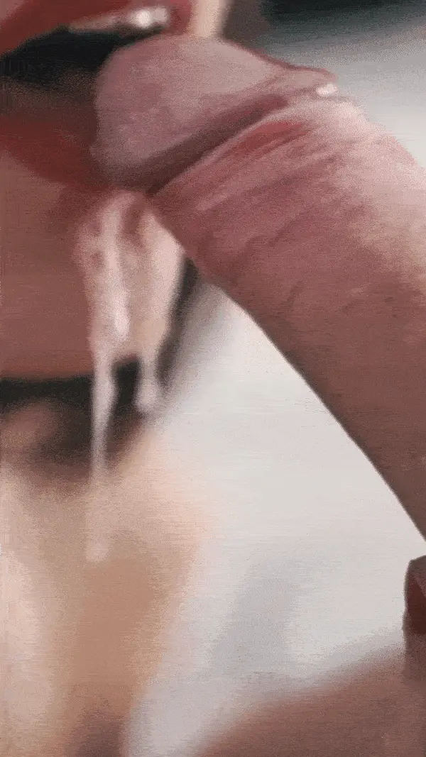 Sexy brunette drools over her boyfriend’s dick