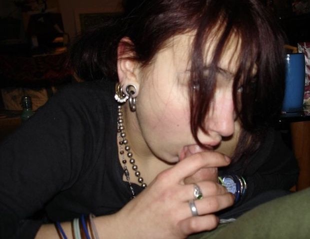 Nerd sucking