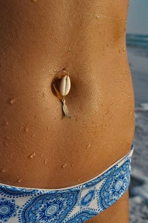 Belly button shell