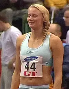 Carolina bouncing her tits