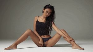 Zooming In On Hot Asian Pussy